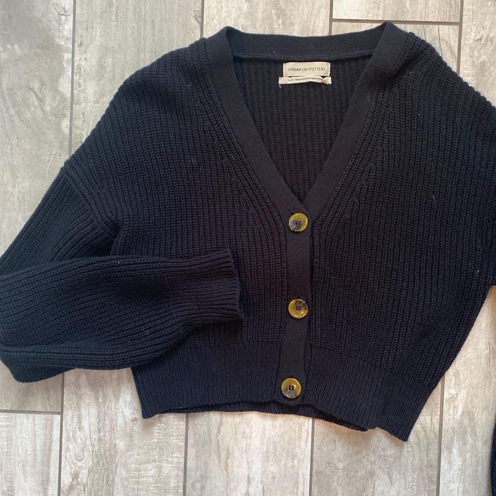 Black cropped urban outfitters sweater